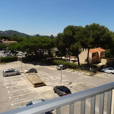 Hyeres, 1 Piece, 4 Personnes - Fr-1-335-136 Apartment